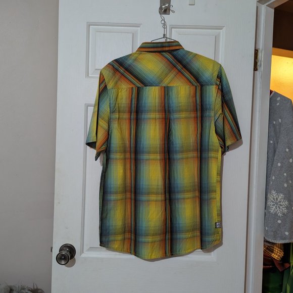 KAVU Northbound Sun Blaze Short Sleeve Shirt Summer Plaid Snap Button Up New! - Picture 4 of 7